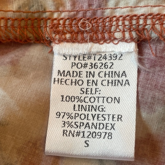 ENTRO Floral Puff Sleeve Embroidered Detail Women's Top - Picture 12 of 13